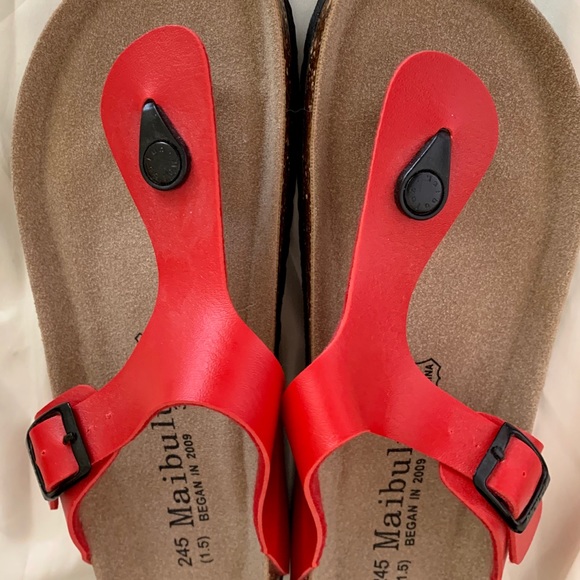 New women’s red sandals, never been worn - Picture 4 of 4